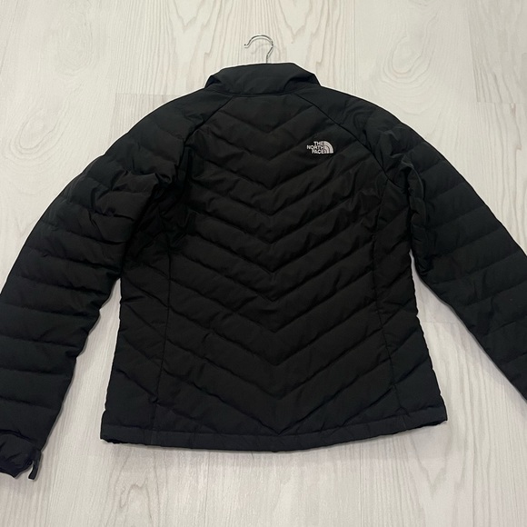 The North Face black puffer jacket 550 SZ Medium - Picture 2 of 6